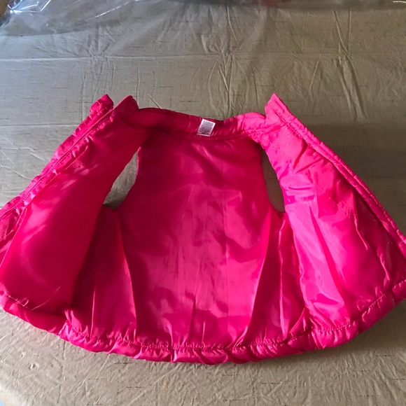 Vest - Picture 4 of 5